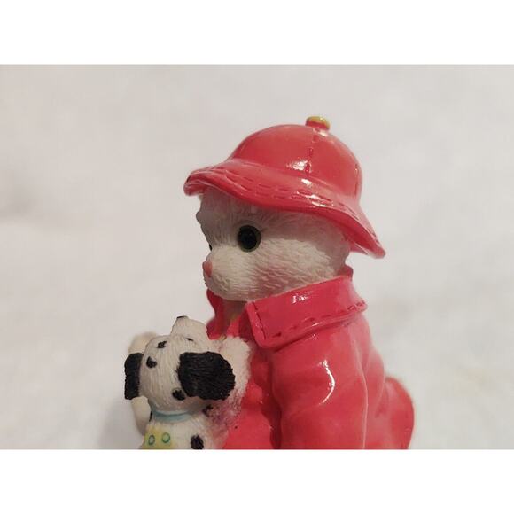 Calico Kittens by Priscilla Hillman & Enesco Friendship Stays Afloat 1997 - Picture 6 of 10